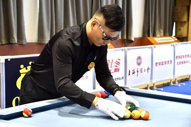 在阿姆拉巴 在阿姆拉巴